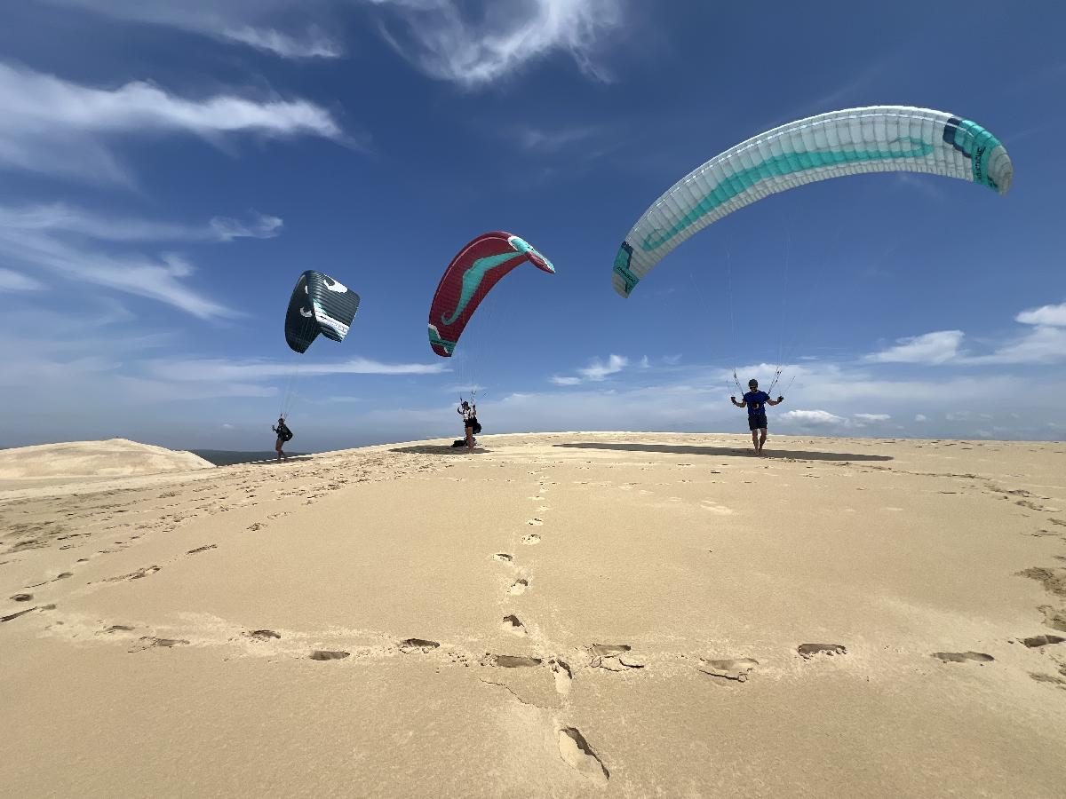 Stage d'initiation au parakite à la dune du Pilat.